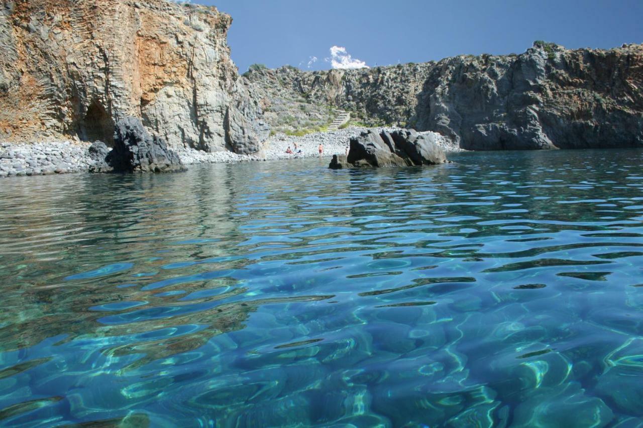 La Ginestra Villa Панарея Екстериор снимка